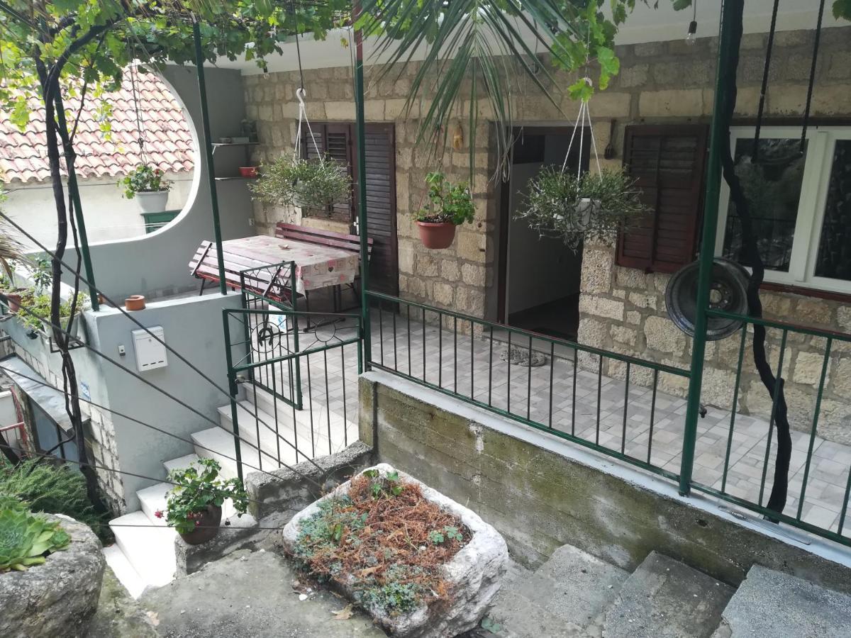 Apartmani Maruncic Omiš Eksteriør billede